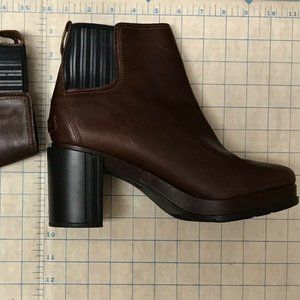 Sorel Margo Chelsea Booties Ankle Boots Block Heel